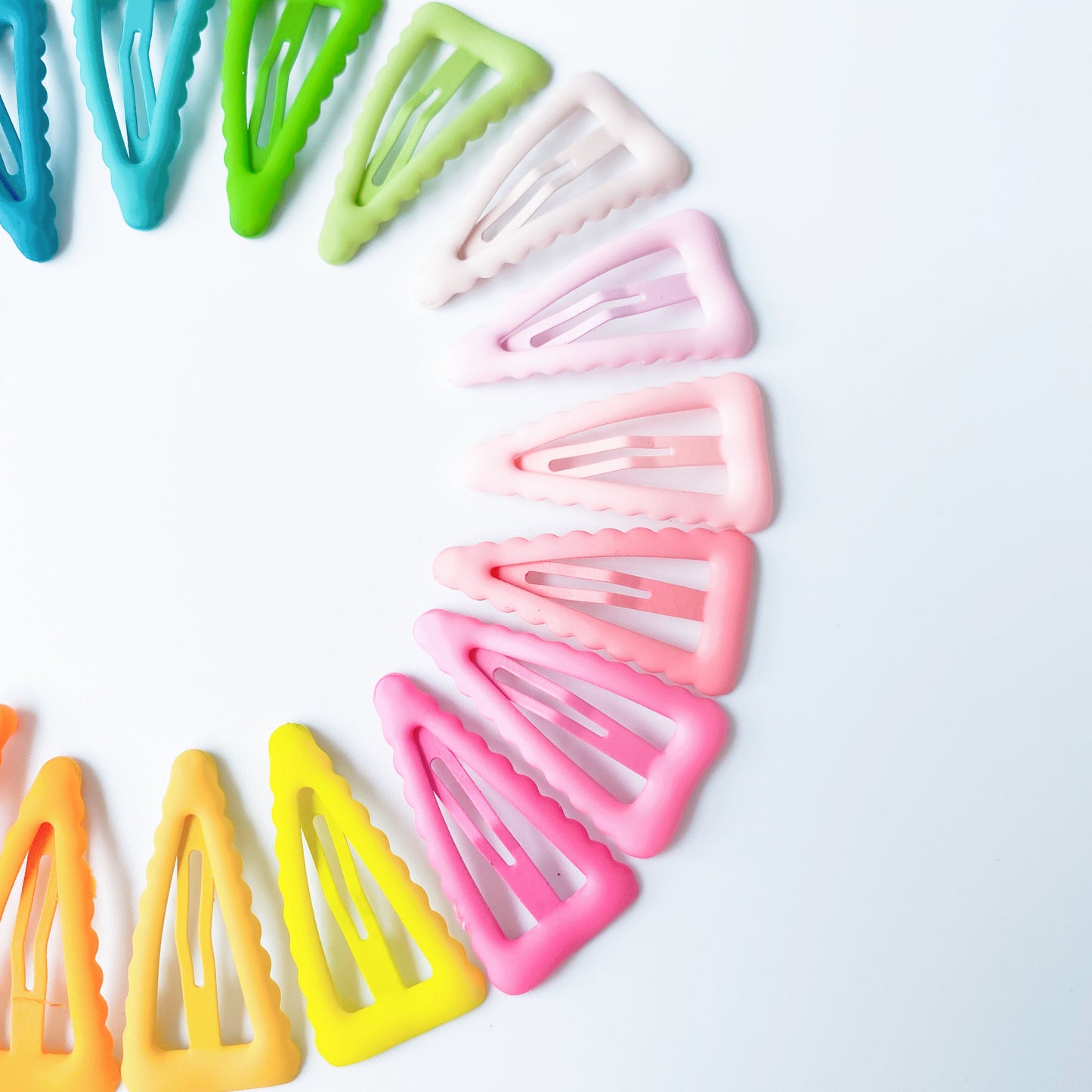 Pop | Petite Pastel Coated Lace Triangle Snap Clips