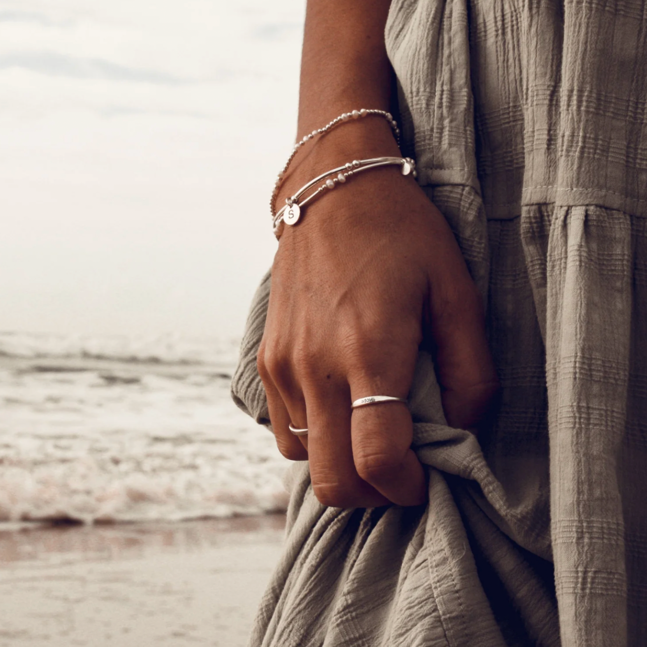LOVE LETTER V BRACELET