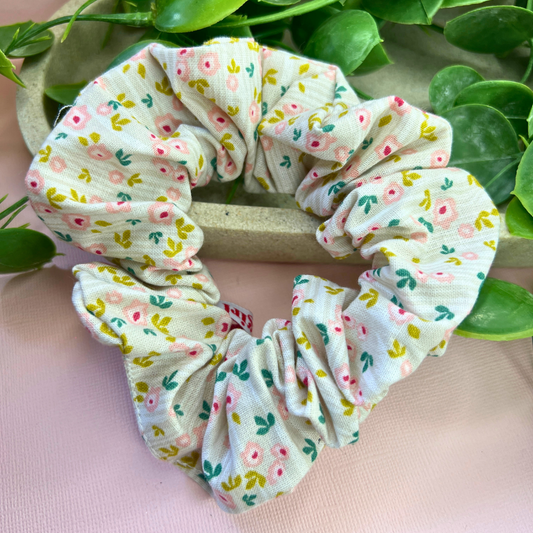 Candy Flower | Floral Scrunchie